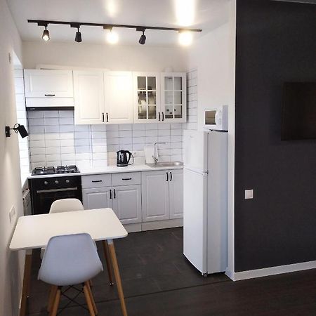 White Apartment ポルタヴァ エクステリア 写真