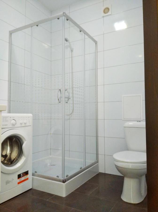 White Apartment ポルタヴァ エクステリア 写真