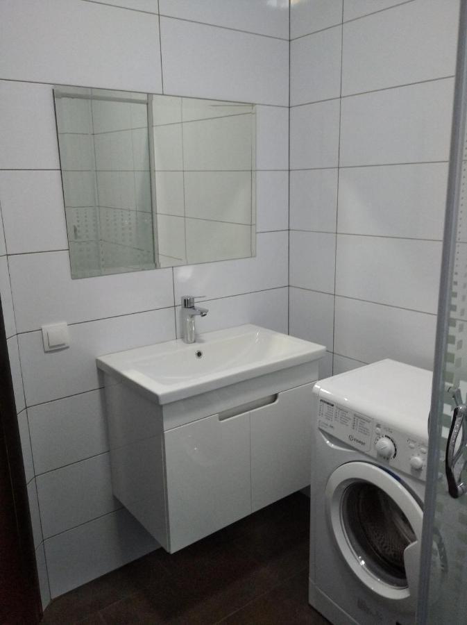 White Apartment ポルタヴァ エクステリア 写真